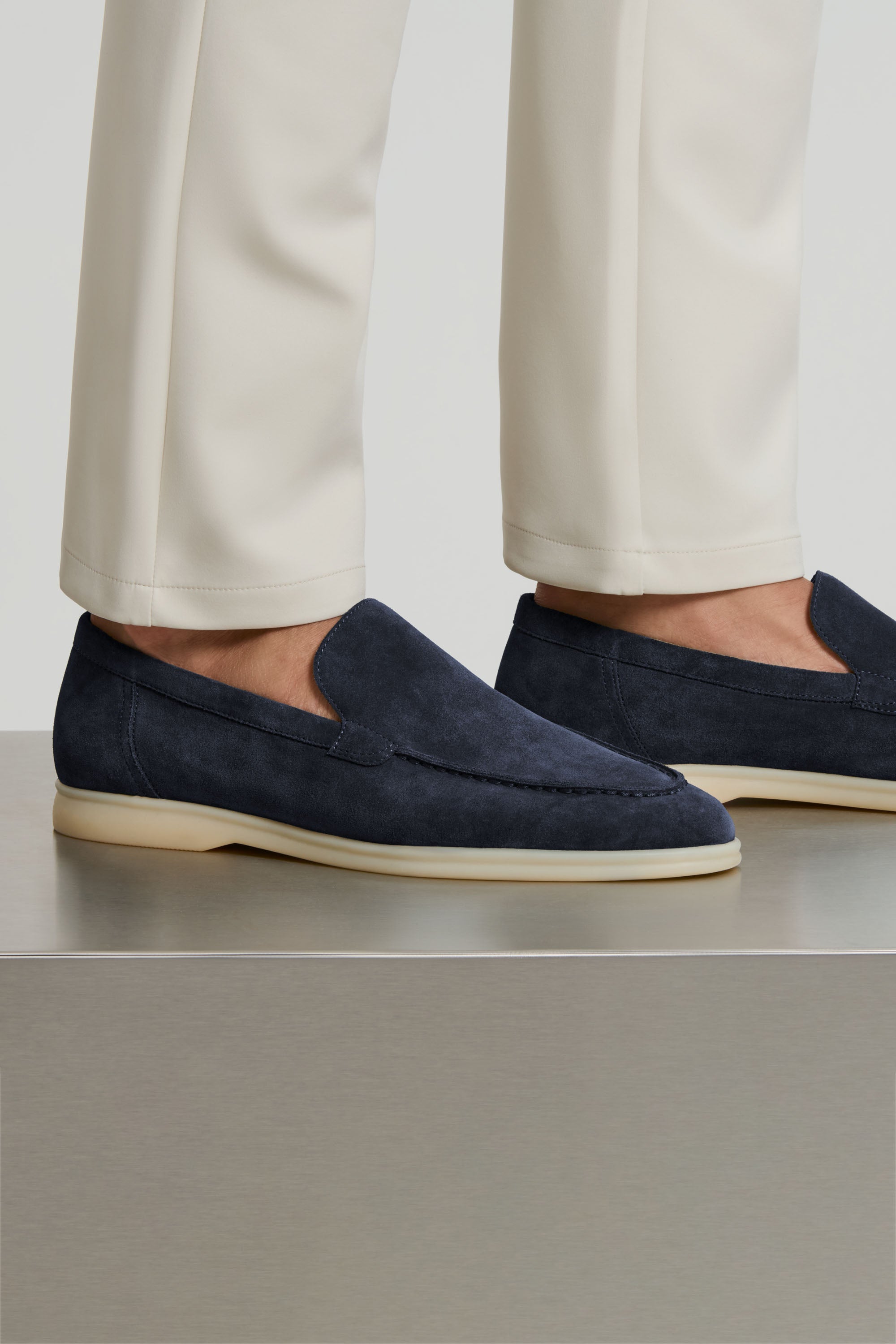 THE CLASSIC SUEDE LOAFER
