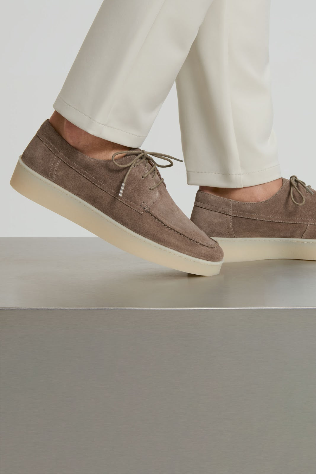 THE CLASSIC LACE UP LOAFER