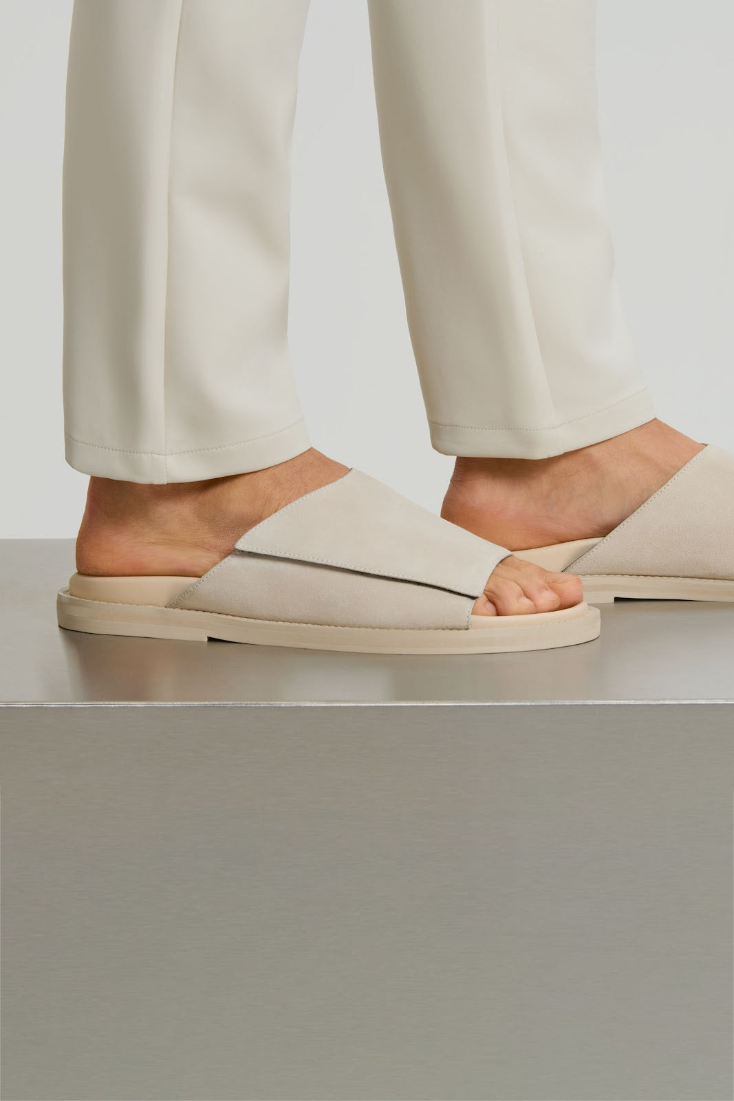 THE VINO SANDALS