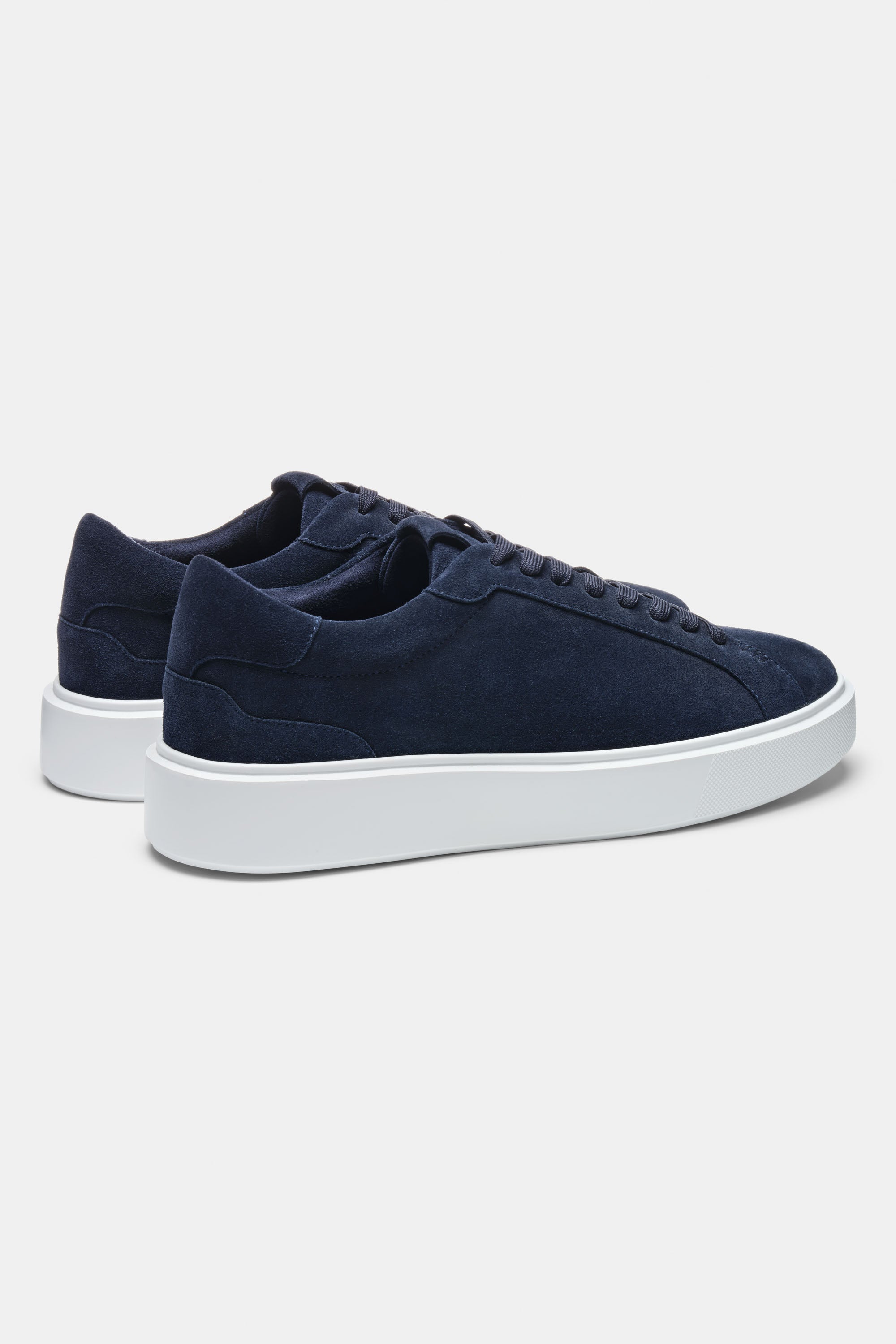 THE CLASSIC SUEDE TRAINER