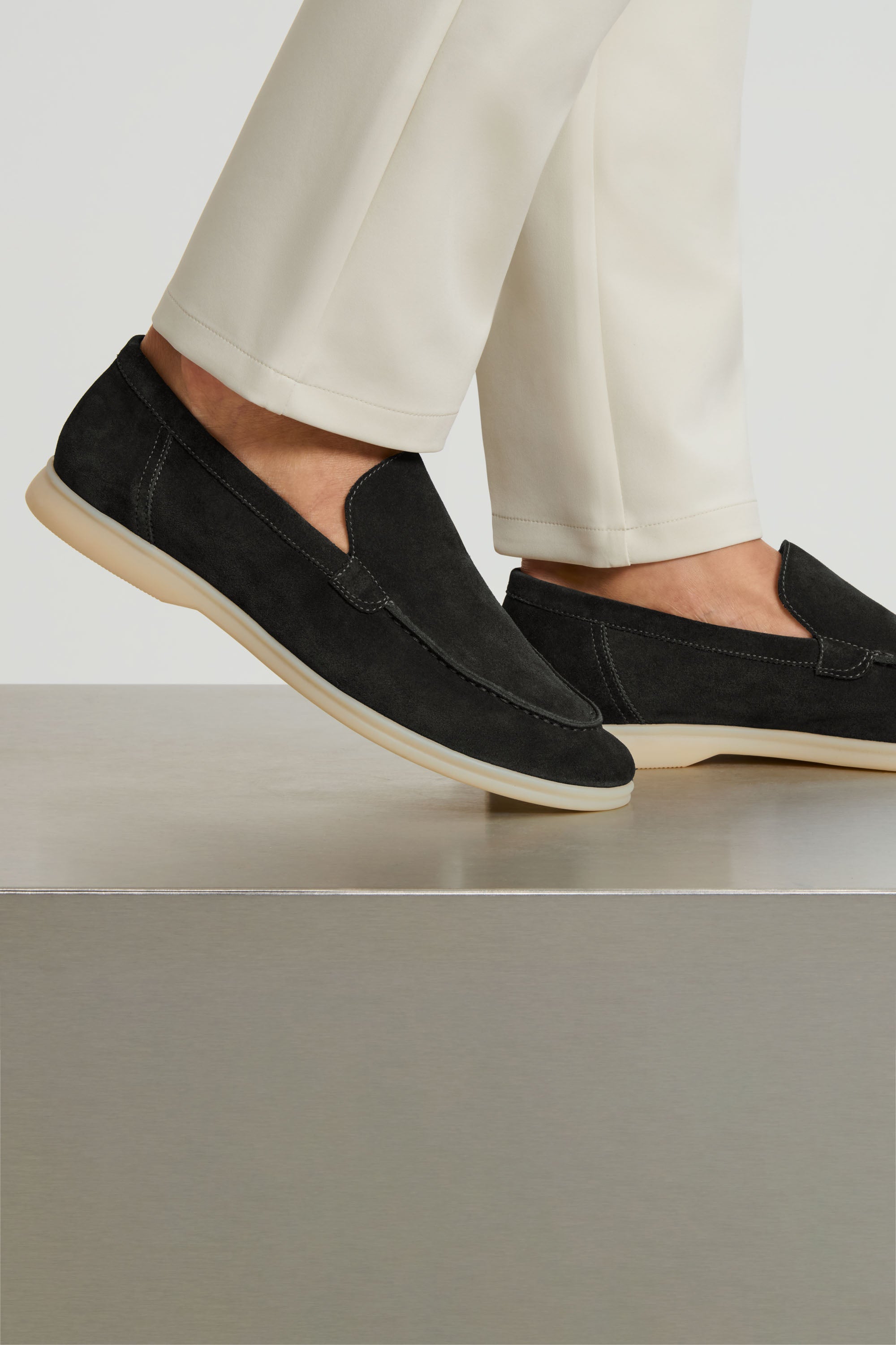 THE CLASSIC SUEDE LOAFER