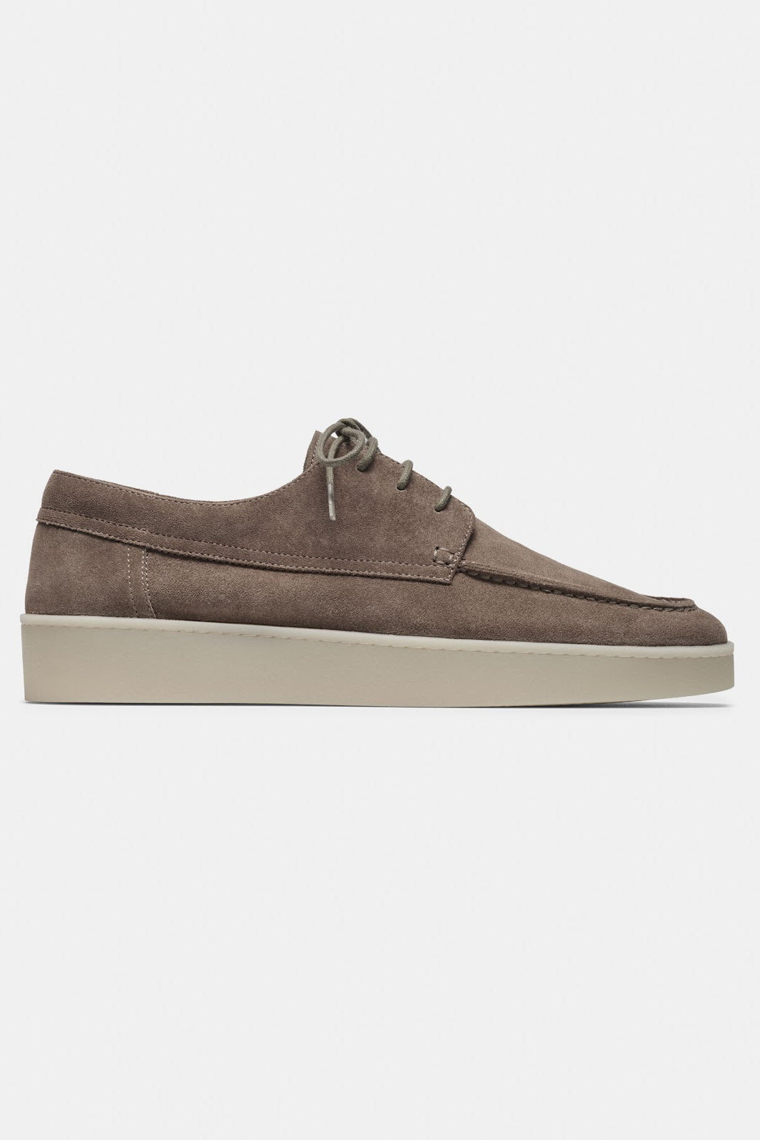 THE CLASSIC LACE UP LOAFER