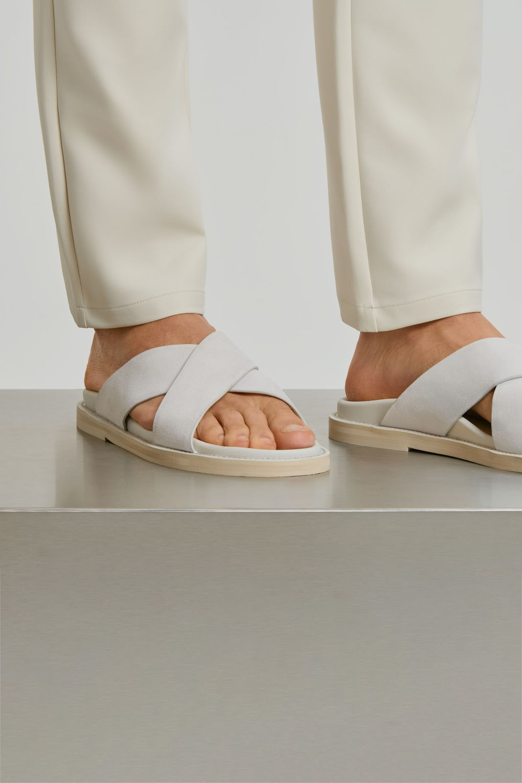 THE STEFANO SANDALS
