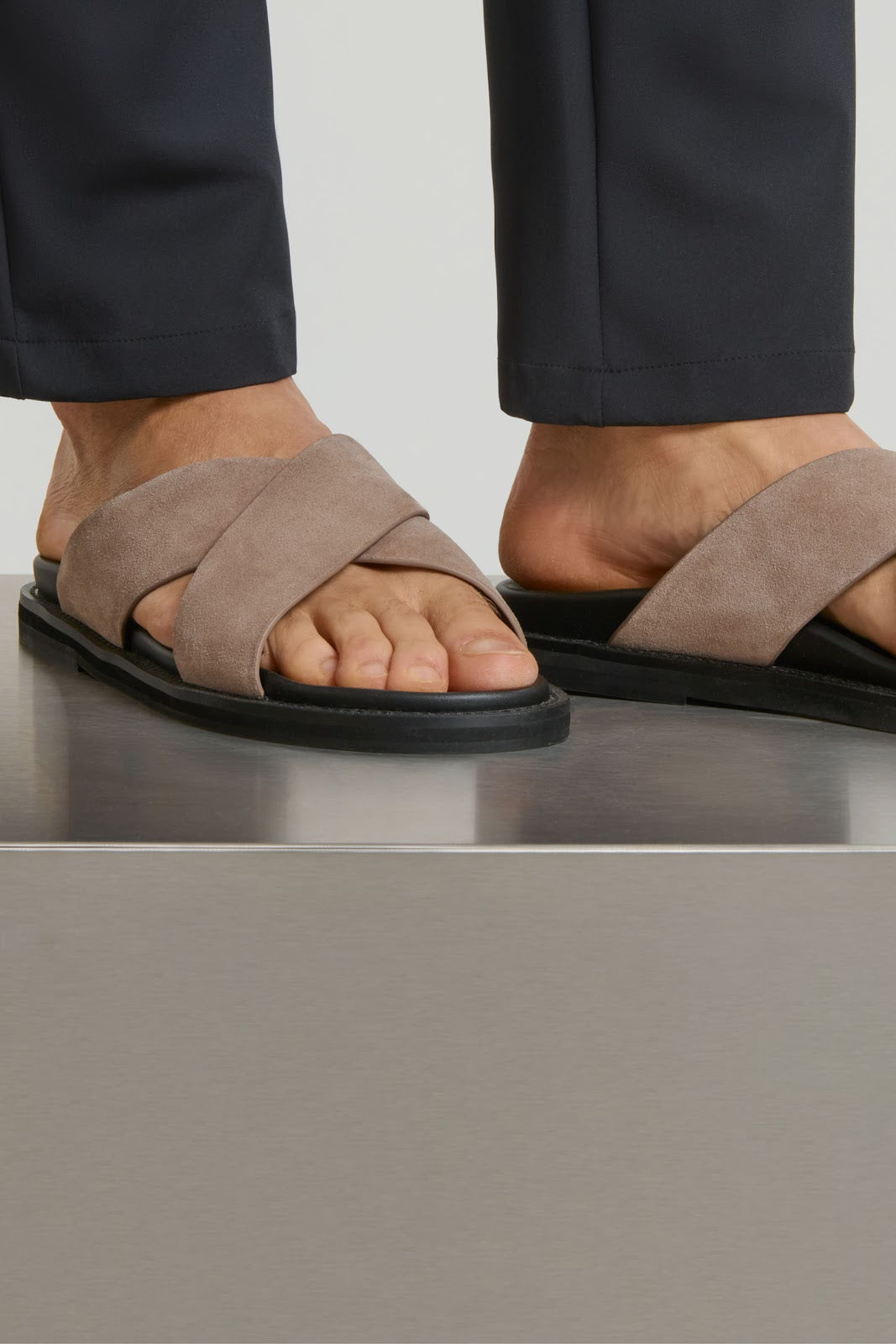 THE STEFANO SANDALS