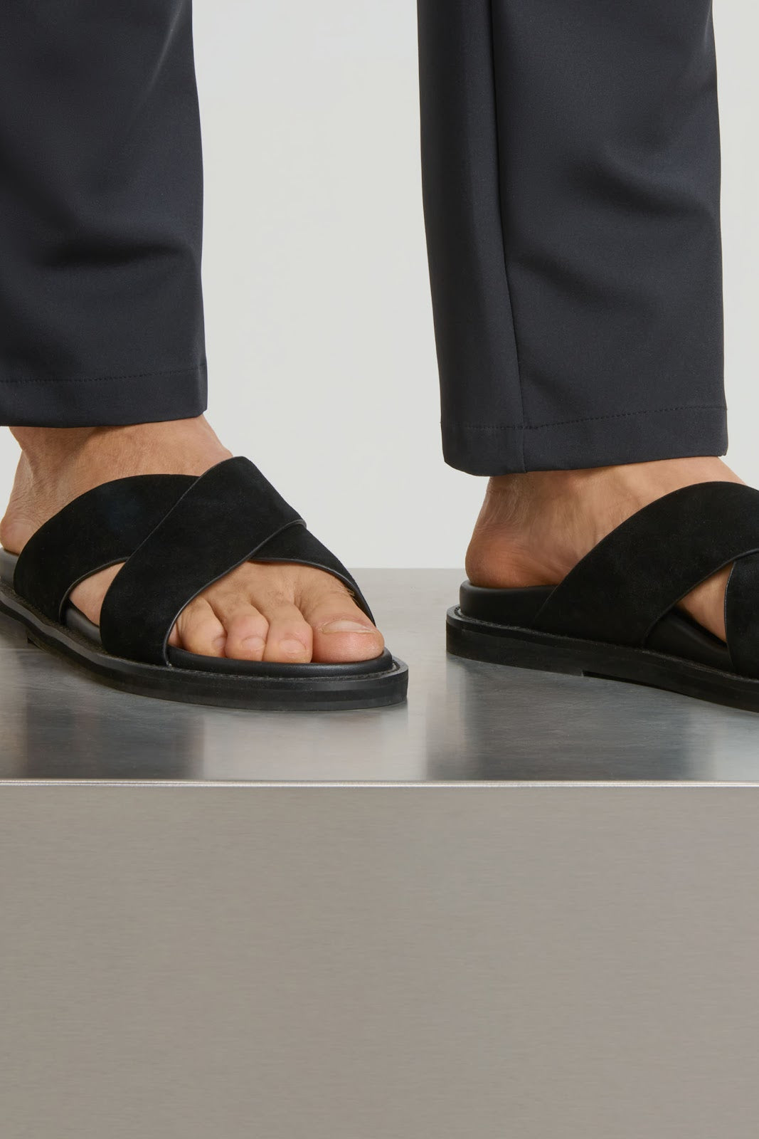 THE STEFANO SANDALS