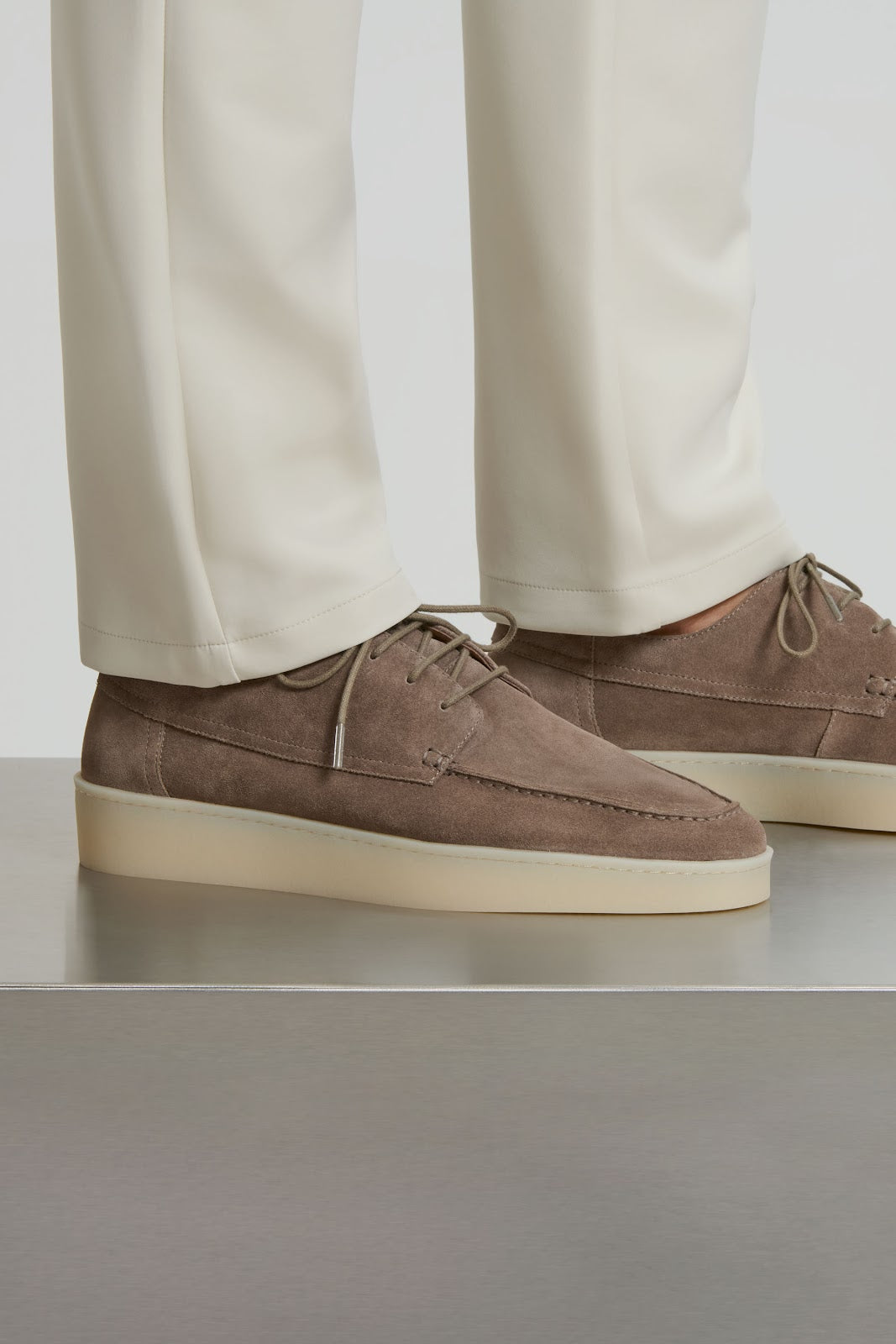 THE CLASSIC LACE UP LOAFER