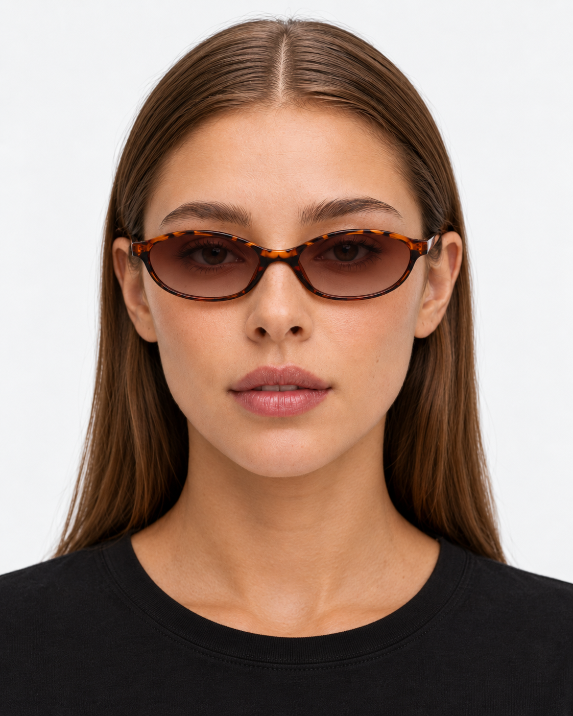 Oval Sunglasses in tortoiseshell with brown gradient lenses, worn by a woman